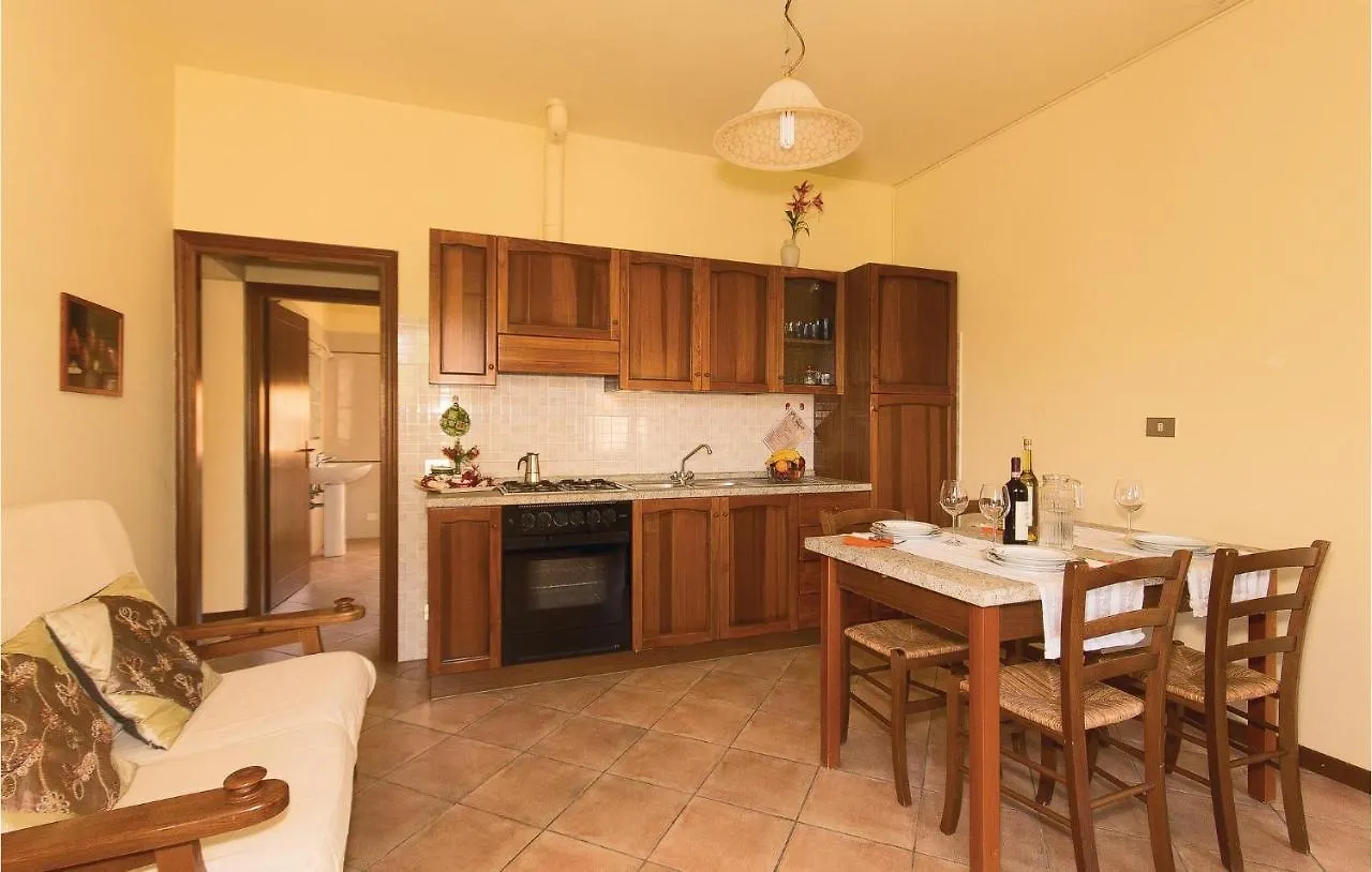 Cozy Apartment In Montaione Fi With Kitchenette Querce