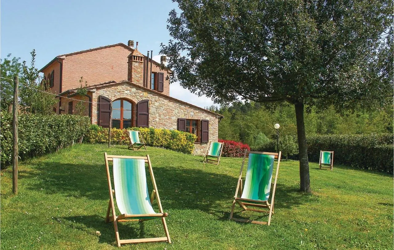 Cozy Apartment In Montaione Fi With Kitchenette Querce  Itália